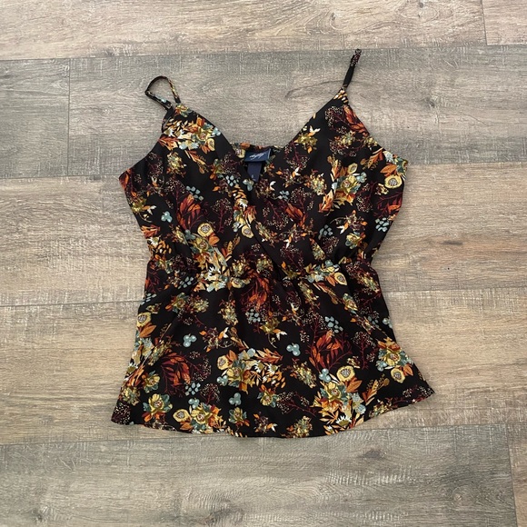 Daytrip Tops - Daytrip Women’s Printed Camisole Size Small